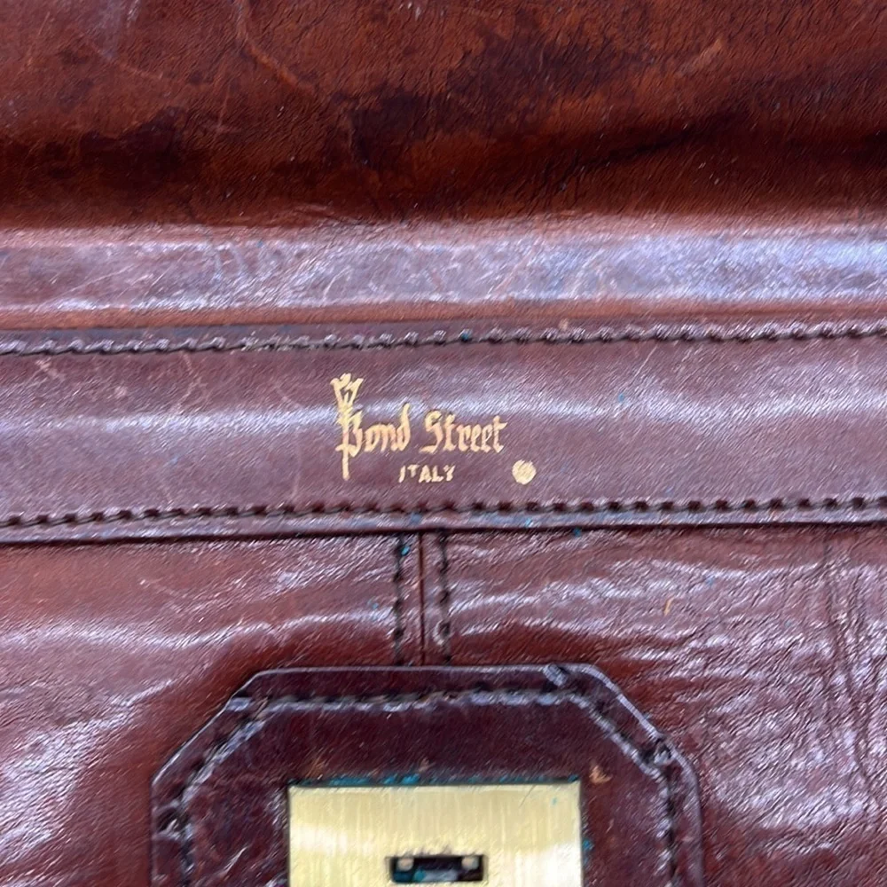 Bond Street Italy Vintage Leather Satchel. BRN3805C
